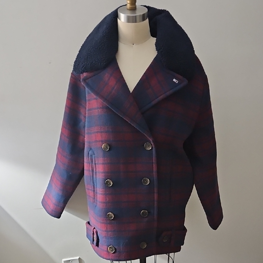 NWT TOMMY Navy and Red Plaid Peacoat